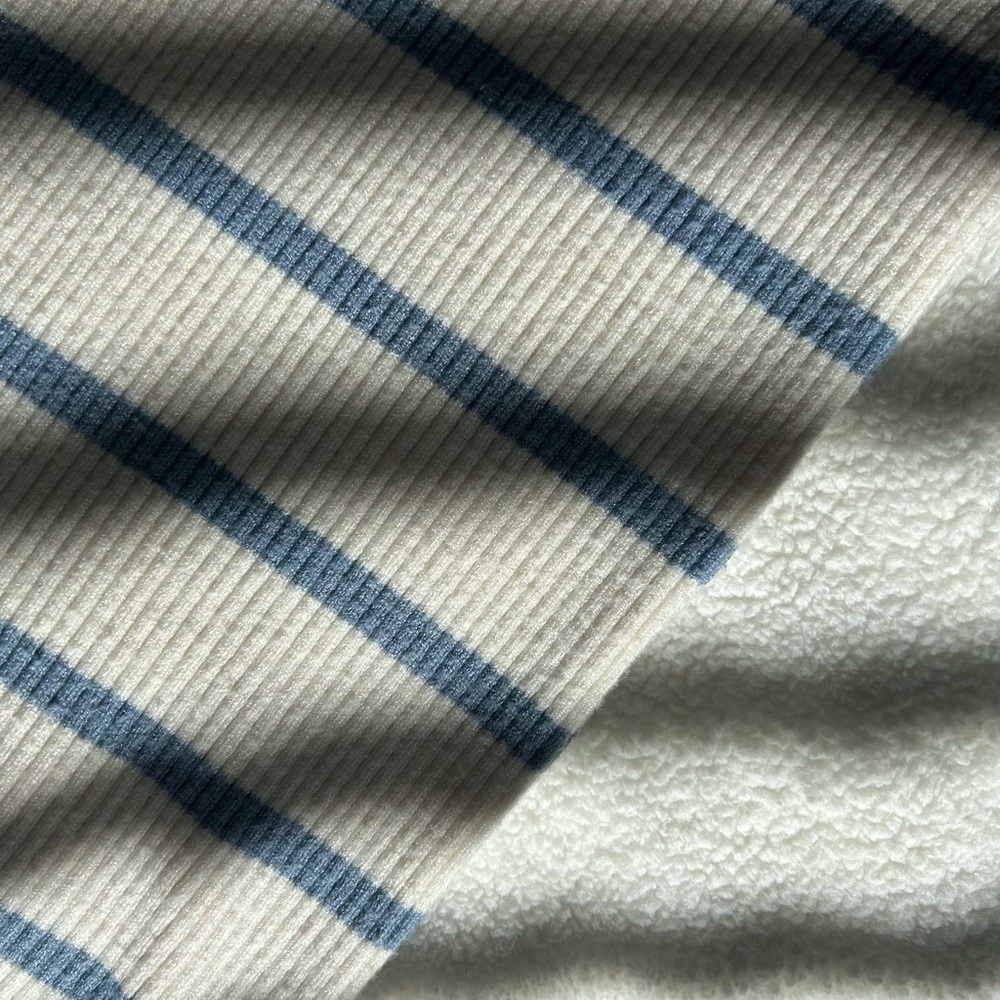 American Eagle Striped Mock Neck Sweater - Picture 6 of 6